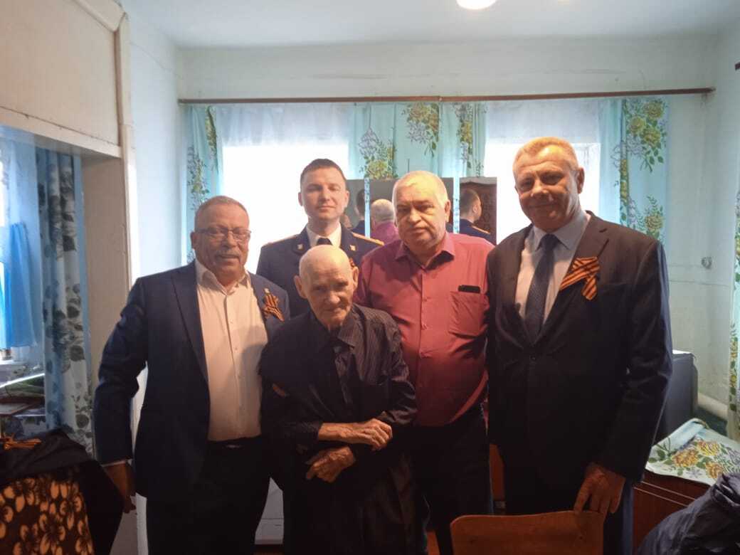 Поздравление ветерана Великой Отечественной войны в Шегарском район.